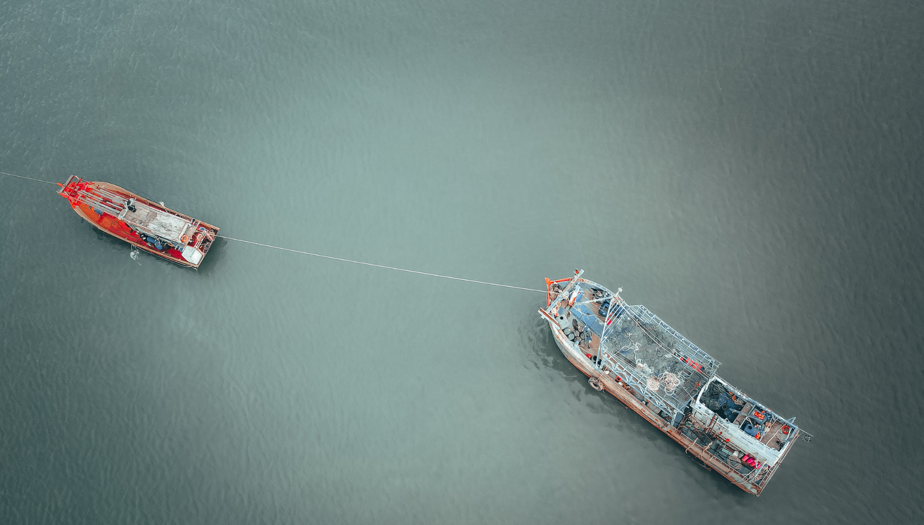 heavy duty towing on water